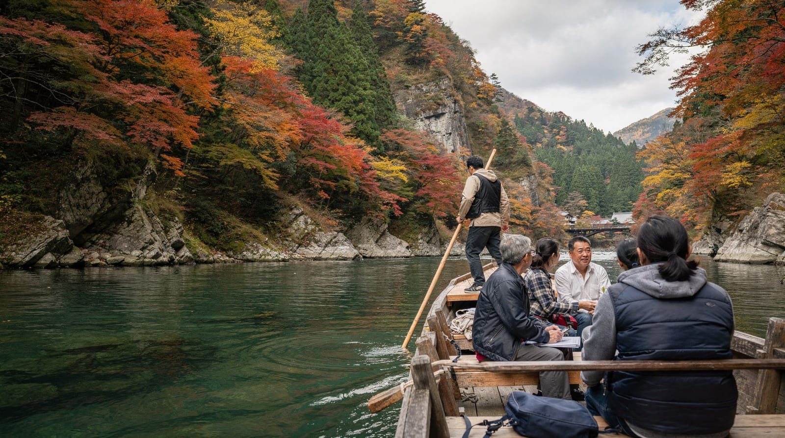 River & cruises — The Hozugawa river boat ride through the Arashiyama gorge, Katsura river trips a