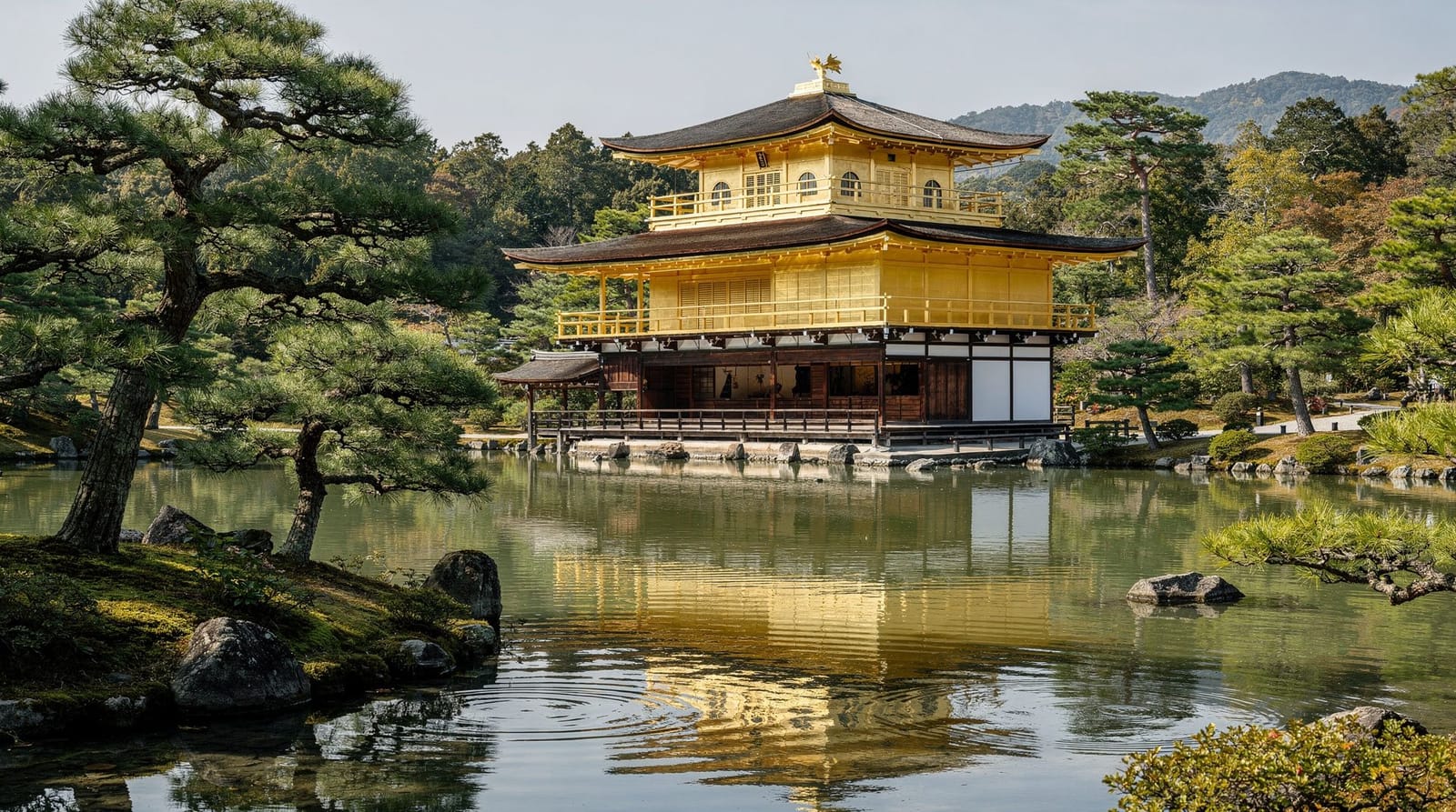 Kyoto: Kinkaku-ji Guided Tour with Entry Ticket